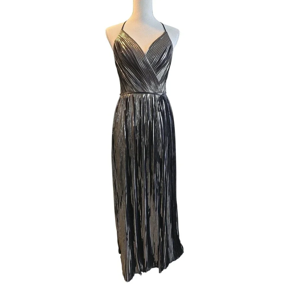 Galina Signature Sz 4 Metallic pleated a-line/slit bridesmaid formal dress prom